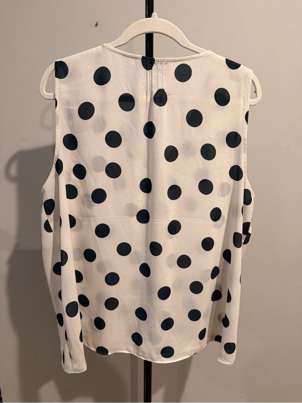 LOFT White and Black Polka Dot Ruffle Sleeveless Top - Picture 2 of 4
